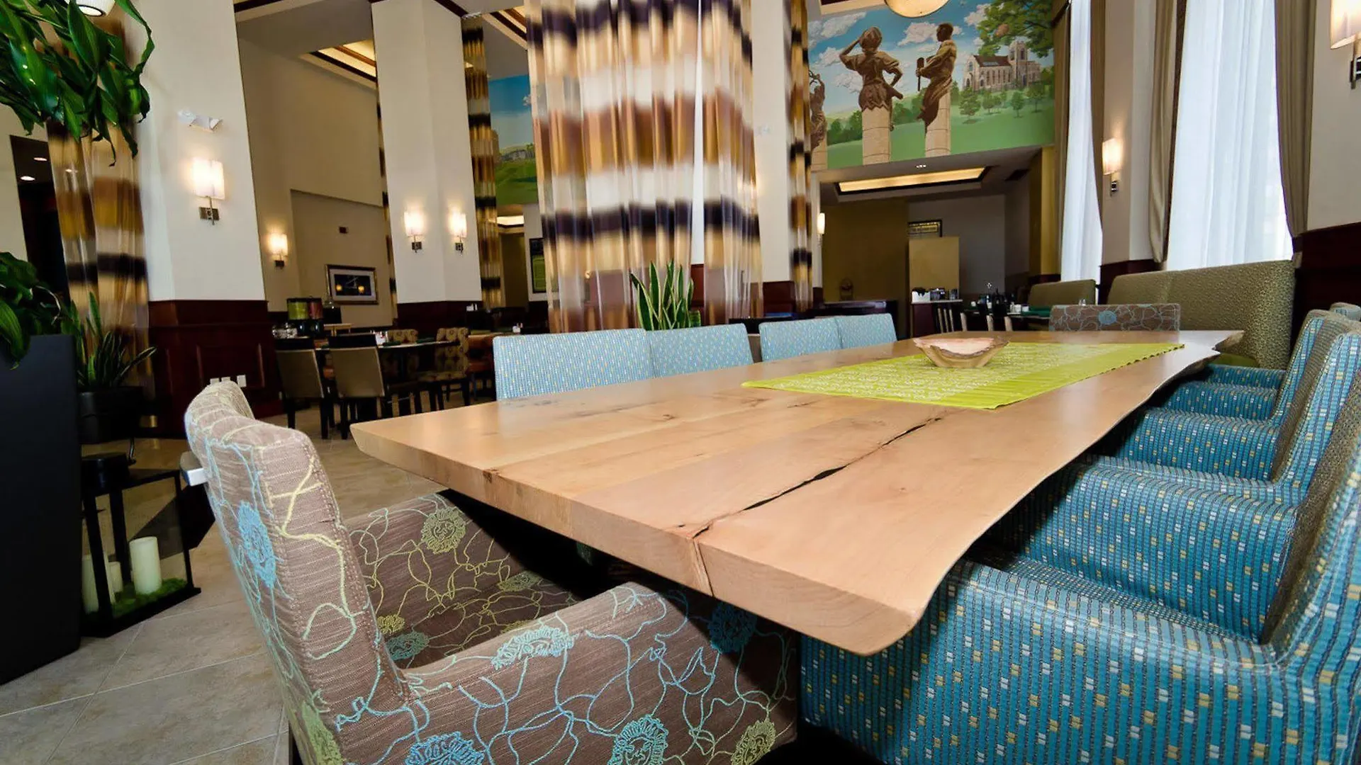 Hotell Courtyard Charlotte City Center